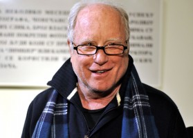 Richard Dreyfuss recieves award for exceptional contribution to the world film industry